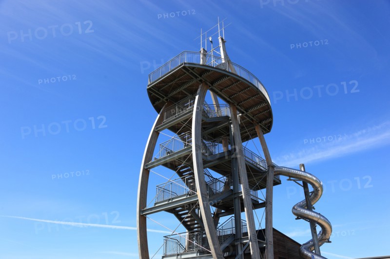Lookout tower Noah's sailing at the elbow
