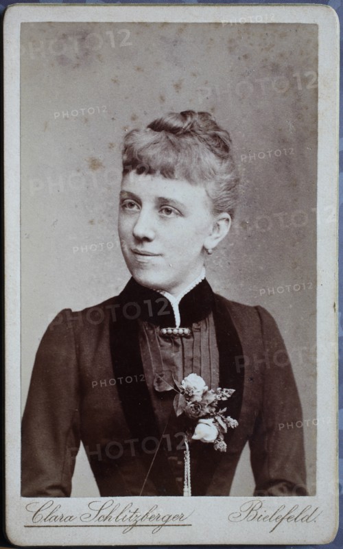 Frau