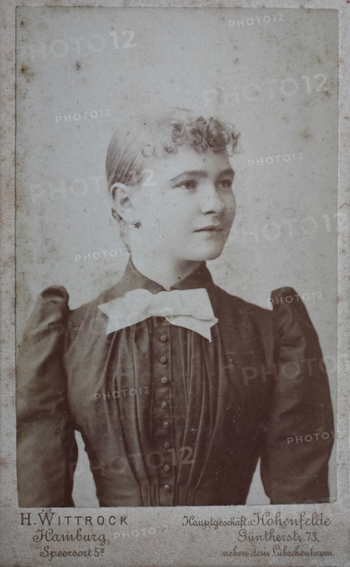 Frau