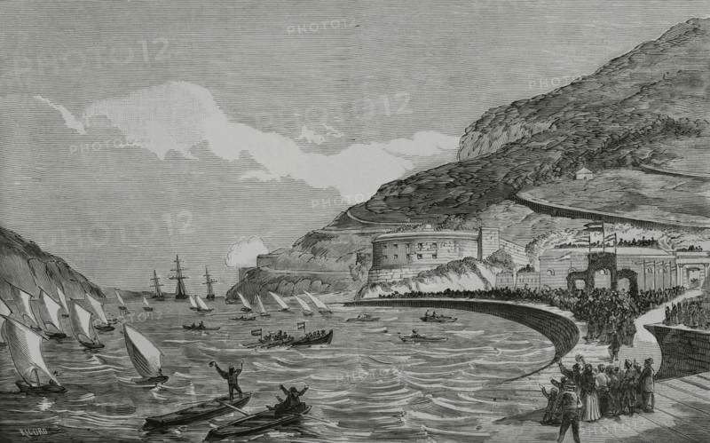 Spain, Journey of the Spanish royal family to the Cantabrian coast