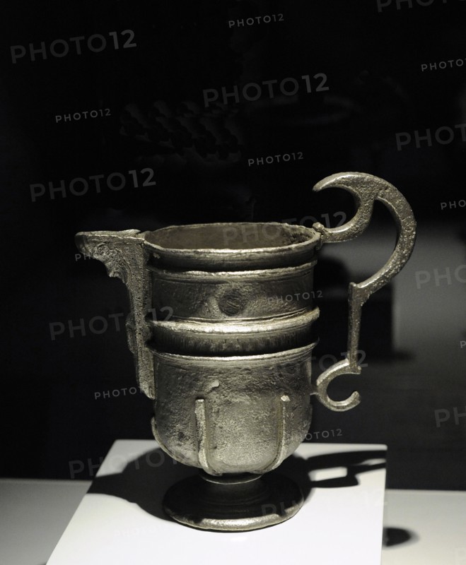 Jarro de pico, pointed spout