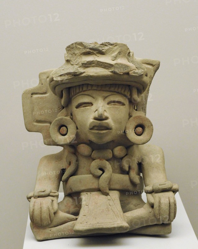 Funerary urn