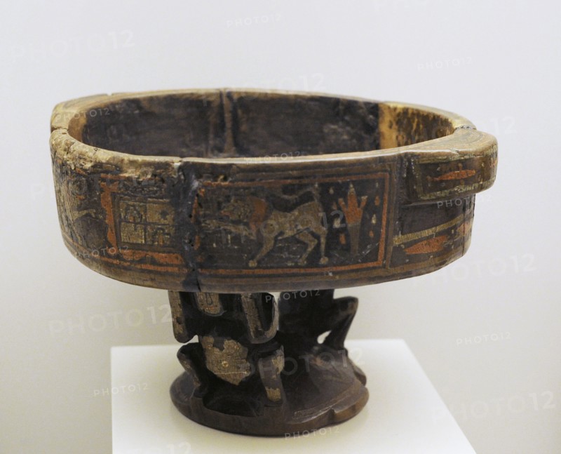 Qiru, Polychrome wood