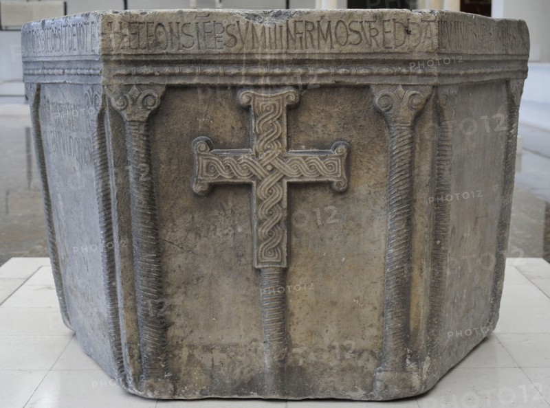Baptismal font from the time of the Croatian duke Viseslav ,