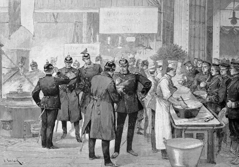 Mass feeding for soldiers at the Leipzig International Exhibition for the Red Cross