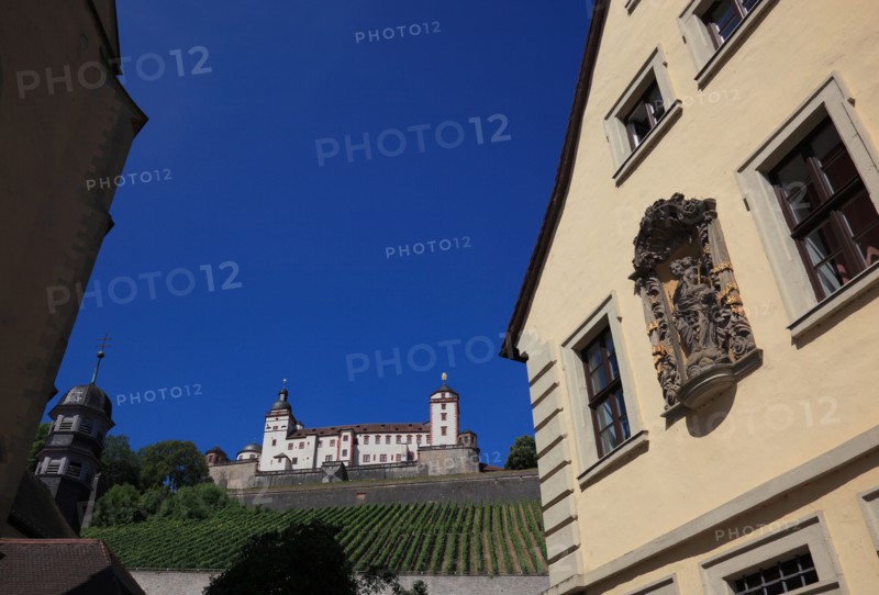 Rectory at the santa burkard basilica,fortress Marienberg