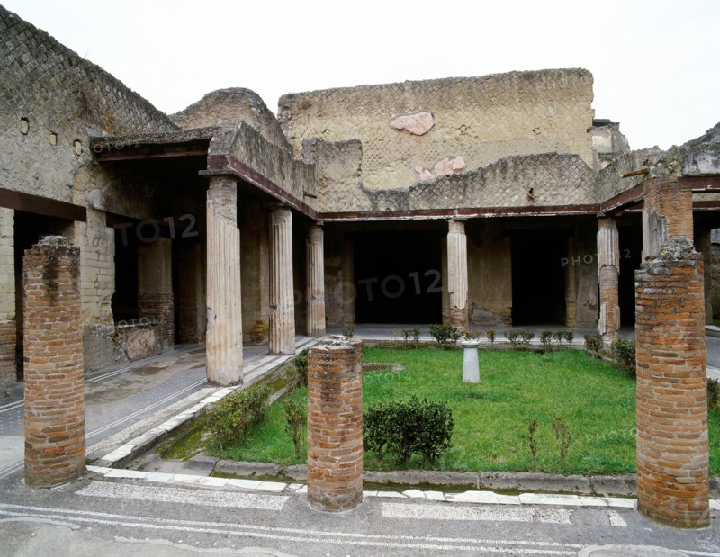 Herculaneum, House of the Black Hall