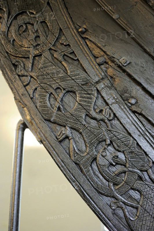 Oseberg Ship, Made in oak wood