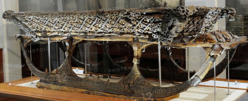 Viking sleigh
