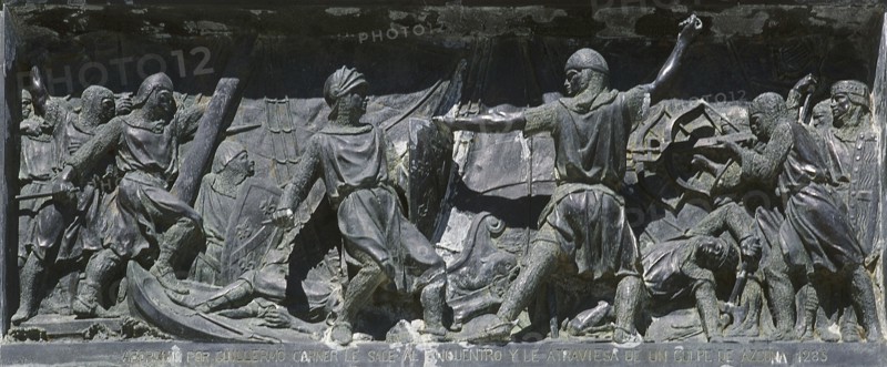 Monument of Roger of Lauria.