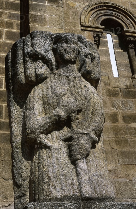 Sculptural lid of the sarcophagus of Garcia Fernandez Barrantes.