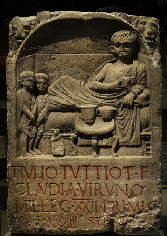 Funerary stele of the Roman legionary Julius Tuttius, soldier of the Primigenia Legion, who died at 43 years old.