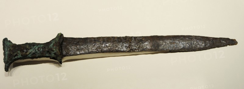Sword with iron blade and bronze knob
