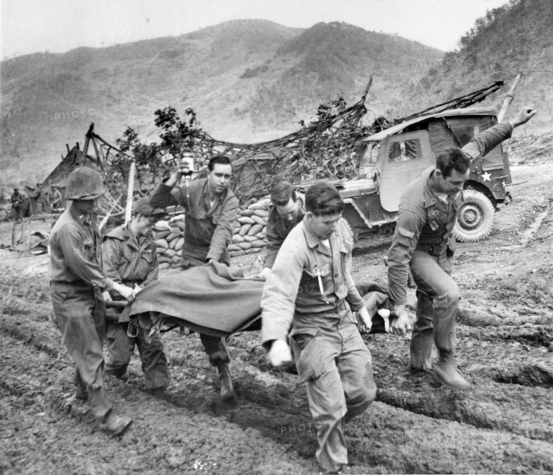 Medics Evacuate Wounded in Korea
