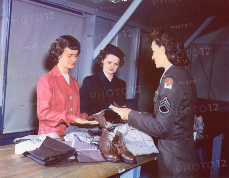 Recruits Issued Uniforms