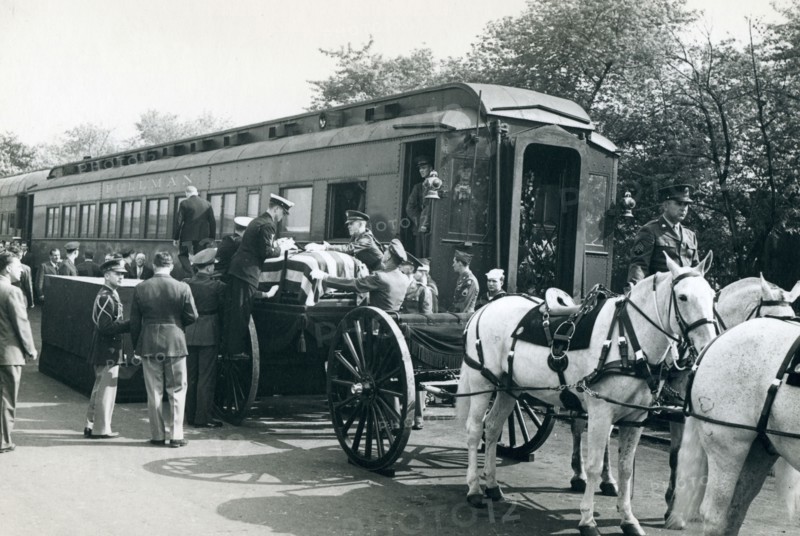 FDR funeral 2
