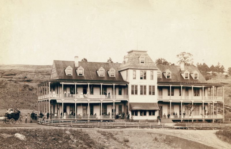 Hotel Minnekahta,' Hot Springs, South Dakota 1889.