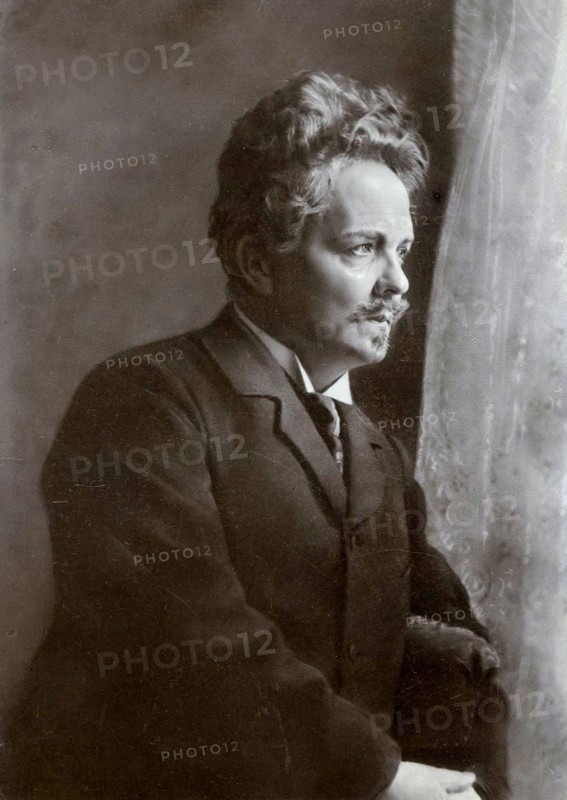 Portrait of Swedish author August Strindberg Date: 1899  .