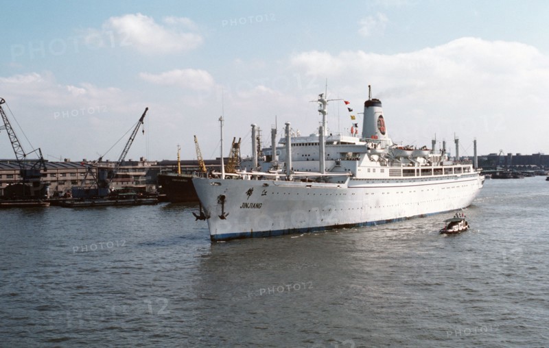 5/19/1989 - A port bow view of the Chinese passenger ship JINJIANG..