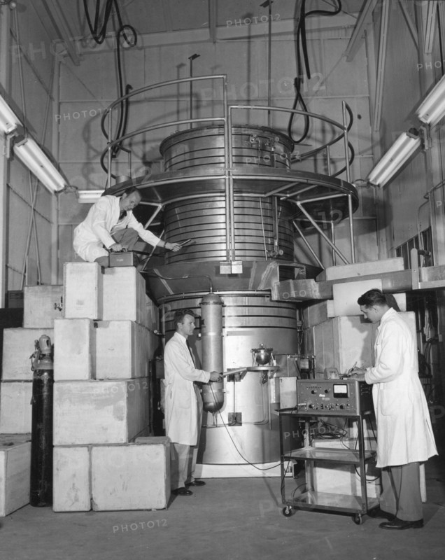 Atomic Energy Reactor