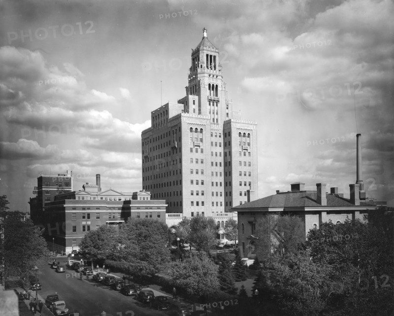 Exterior View of Mayo Clinic