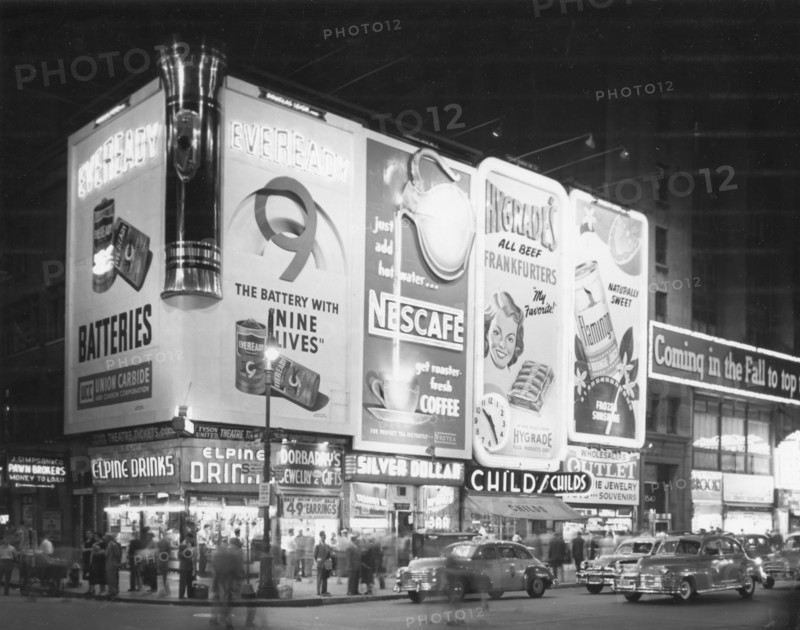 Night Scene, 7th Avenue in New York