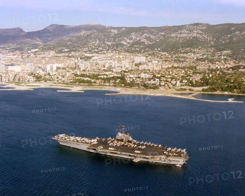 Aircraft carrier USS INDEPENDENCE