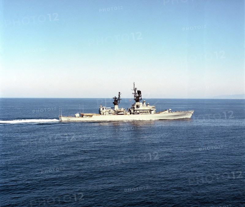 1976 - A starboard beam view of the guided missile cruiser USS JOUETT