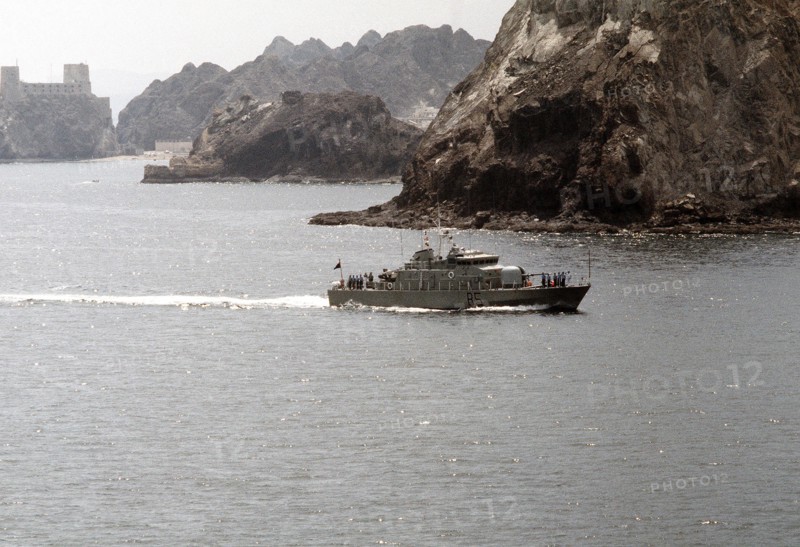 1979 - A starboard bow view of the SULTANATE OF OMAN fast attack craft-gun SNV AL FULK