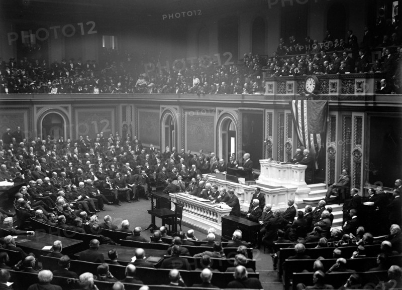 President Woodrow Wilson speaking before Congress