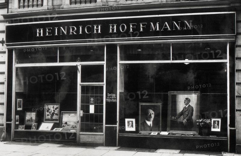 Heinrich Hoffmann Art Studio and Shop