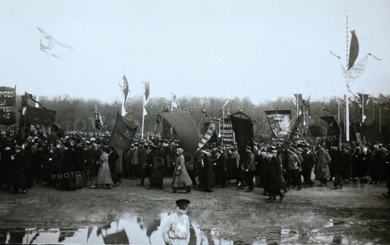 Procession in Petrograd for Labour Day in 1918