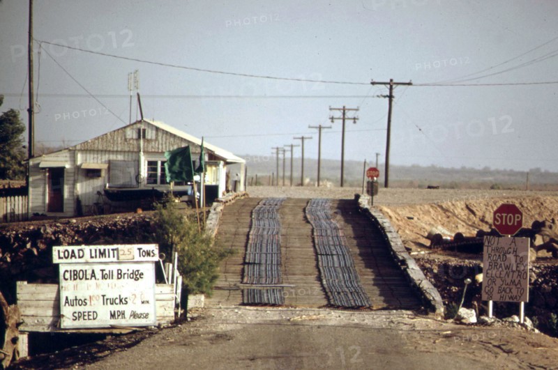 Cirola toll bridge crosses the Colorado River