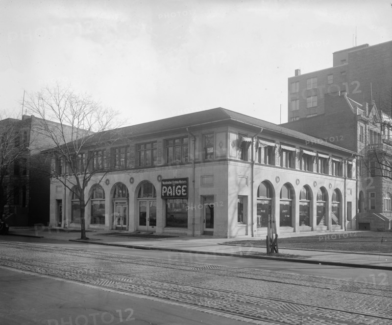 Washington Virginia Motor Company exterior ca.  between 1910 and 1926