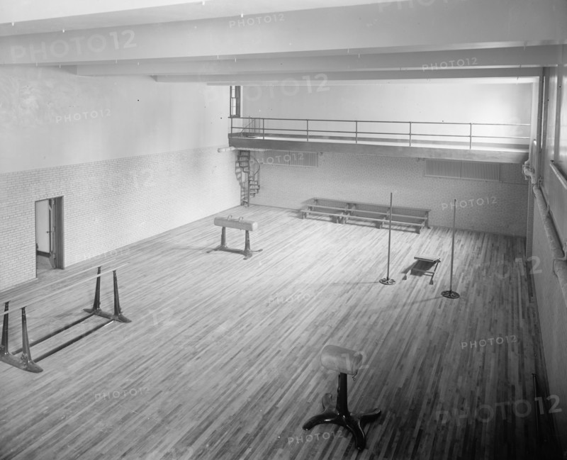 Empty gymnasium at the Jewish Community Center ca.  between 1910 and 1926