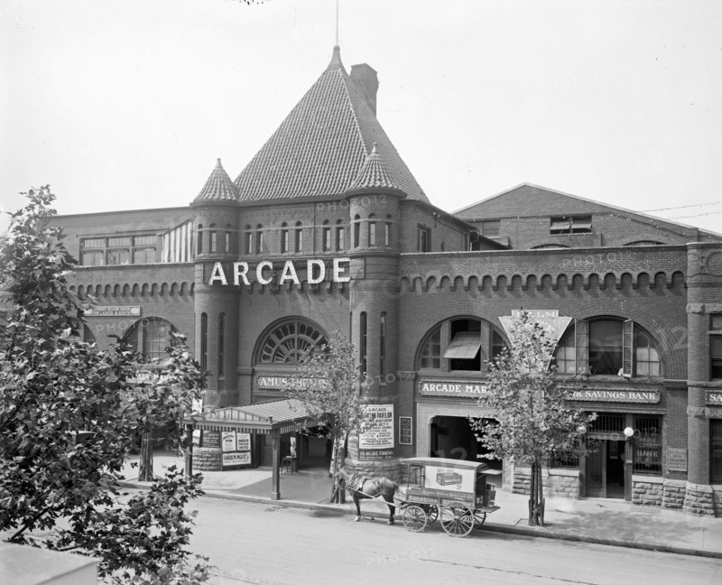 Arcade Market, [Washington, D.C.] ca.  between 1910 and 1925