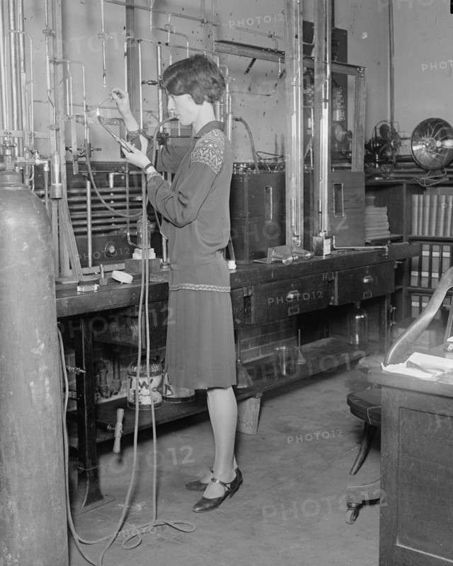 Woman scientist in early 20th century ca. between 1909 and 1923