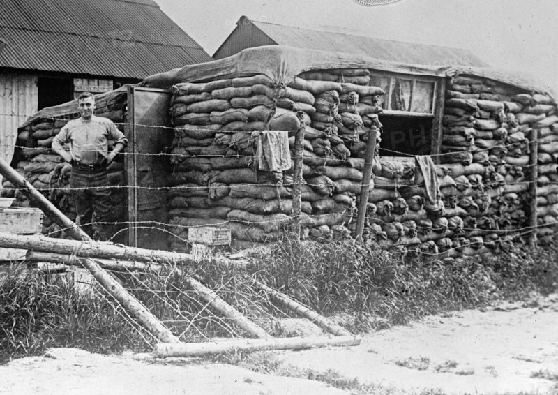Red Cross laboratory at the front ca. between 1909 and 1920