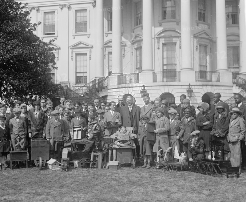 President Herbert Hoover in front of the White House ca. between 1909 and 1923