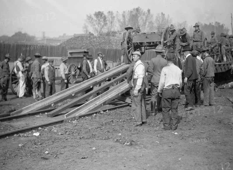 U.S. Army, transportation of equipment & troops unloading equipment between 1909 and 1940