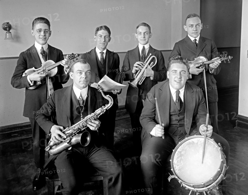 Petworth Orchestra ca.  between 1918 and 1928
