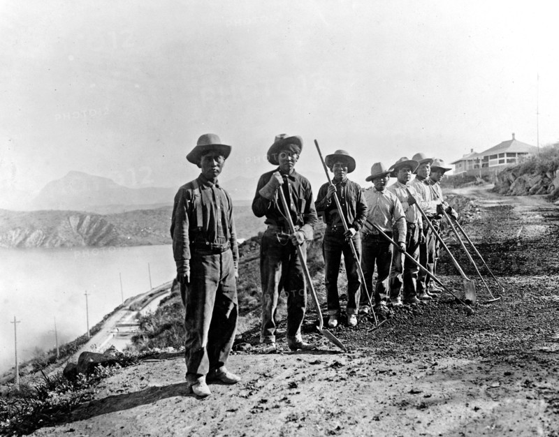 Salt River, Arizona.  Apache Indian laborers, Roosevelt, Arizona ca. 1909