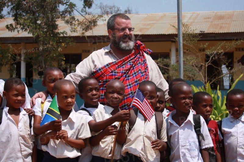 The Mission Director of USAID Tanzania Andy Karas visits the Dumila Primary School and its students in Kilosa District, Morogoro region ca. 18 October 2017