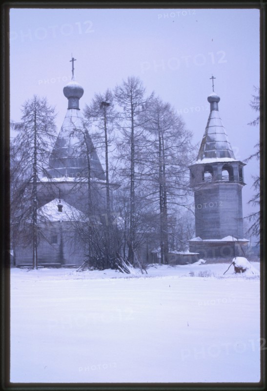 Log Church of the Epiphany (1787), northeast view with belltower, Oshevensk, Russia 1999.