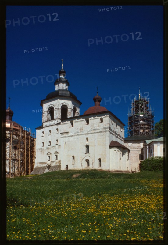 St. Cyril (Kirill)-Belozersk Monastery, Church of Archangel Gabriel (1531-34), with belltower (1761), southeast view, Kirillov, Russia 1998.