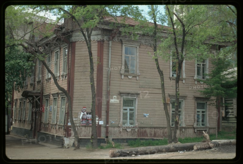 House (Frunze Street 85), (around 1910), Khabarovsk, Russia; 2002