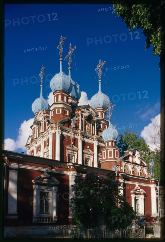 Church of the Kazan Icon of the Virgin (1694), south facade, Ustiuzhna, Russia; 2001