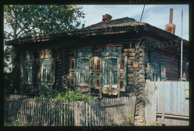 Log house (Soviet Street #19), (around 1900), Kharino, Russia; 2003