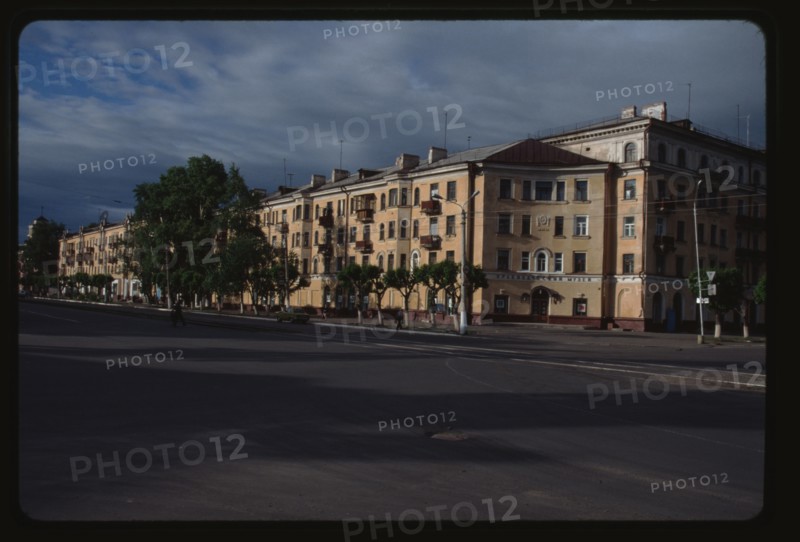 Apartment building (Peace Prospect 8), (1952), Komsomol'sk-na-Amure, Russia; 2002