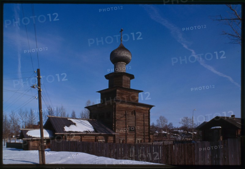 Log Church of the Prophet Elijah (1690-96), southwest view, Belozersk, Russia; 1998